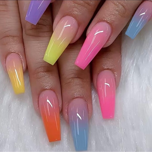 24 Pcs Rainbow Ombré Press on Nails, False Nails - Picture 2 of 3
